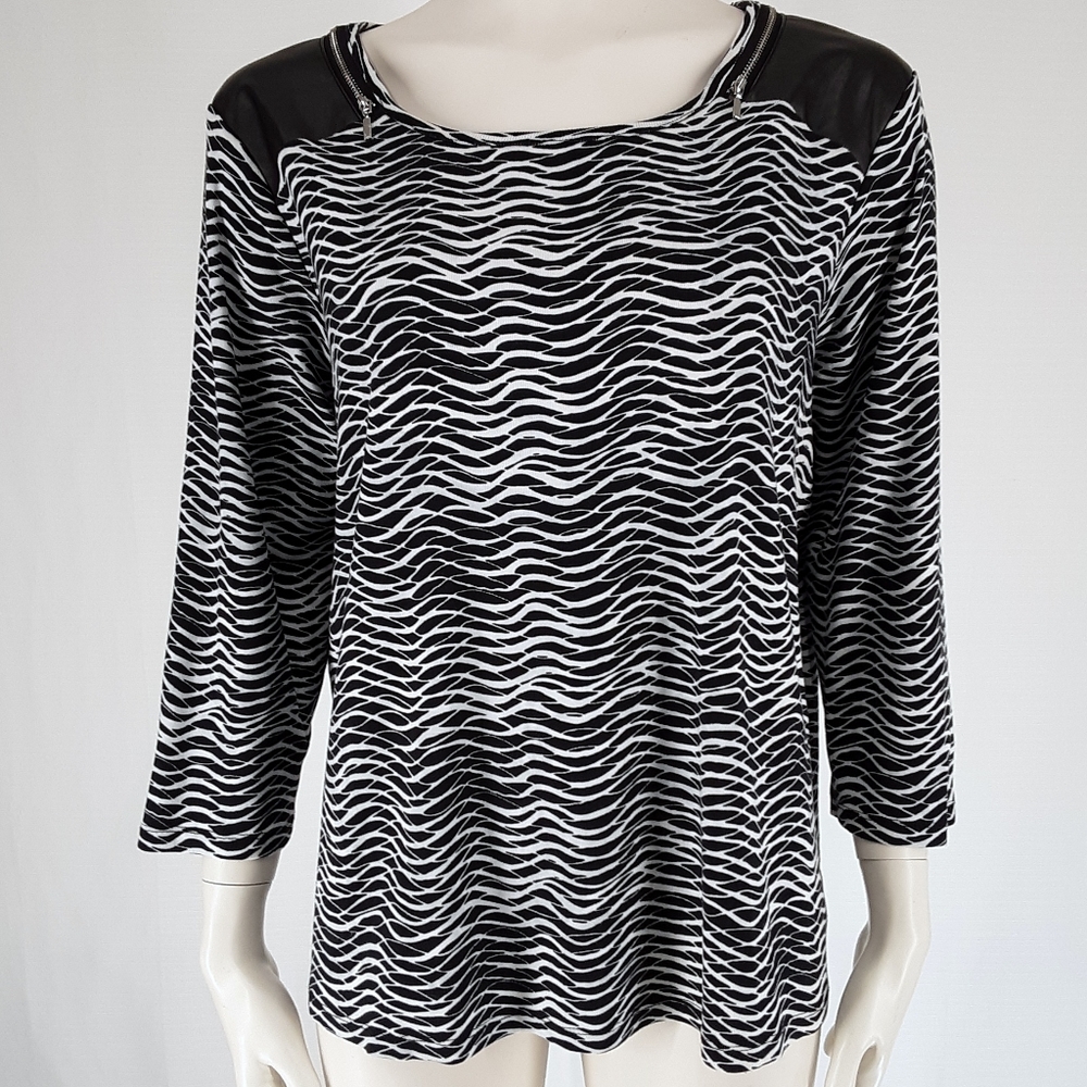 Rafaella | Embellished 3/4 Sleeve Top